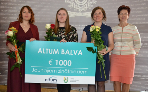 Latvijas Lauksaimniecības un meža zinātņu akadēmijas 25 gadu jubilejas kopsapulce 